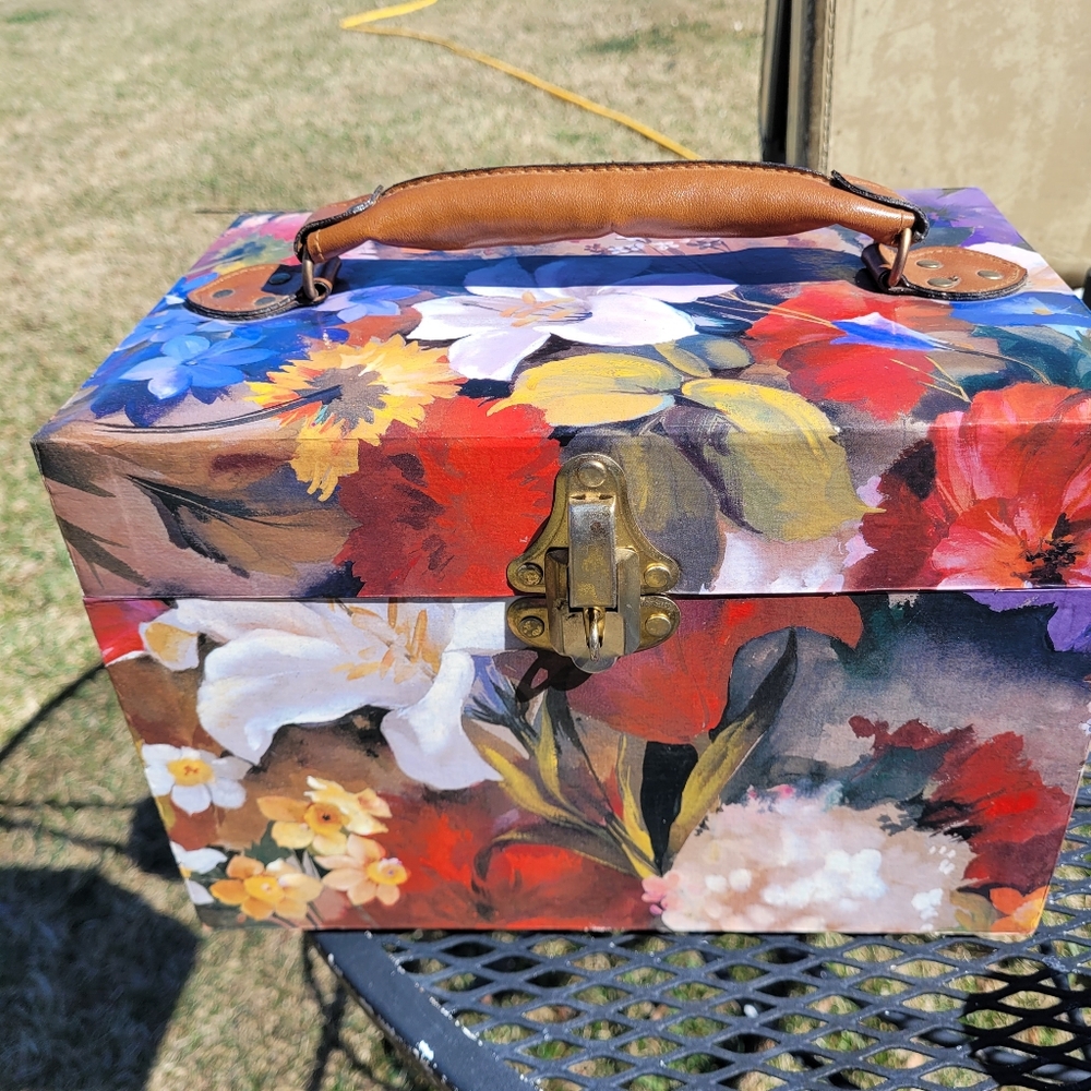 Floral Painted Vanity Case with Mirror Inside, "Leather" Handle, Adorable!